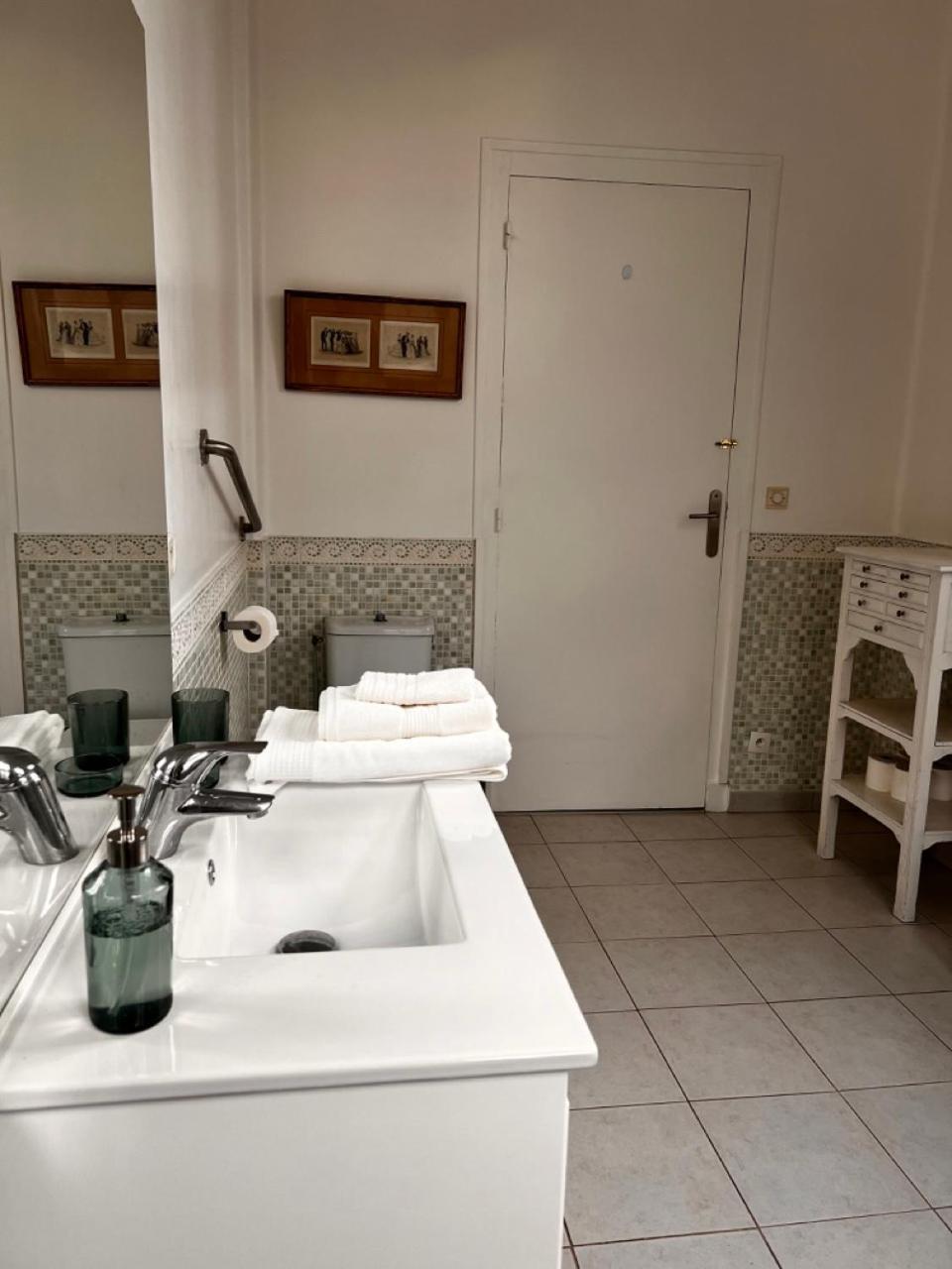 Le Manoir De La Cane Montfort-sur-Meu Экстерьер фото